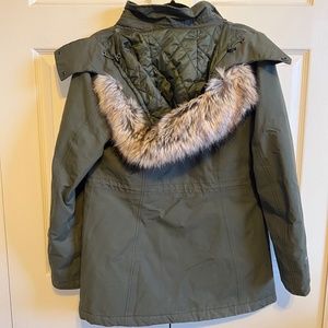 Eddie Bauer Weatheredge Waterproof Faux Fur Hooded Full Zip Parka